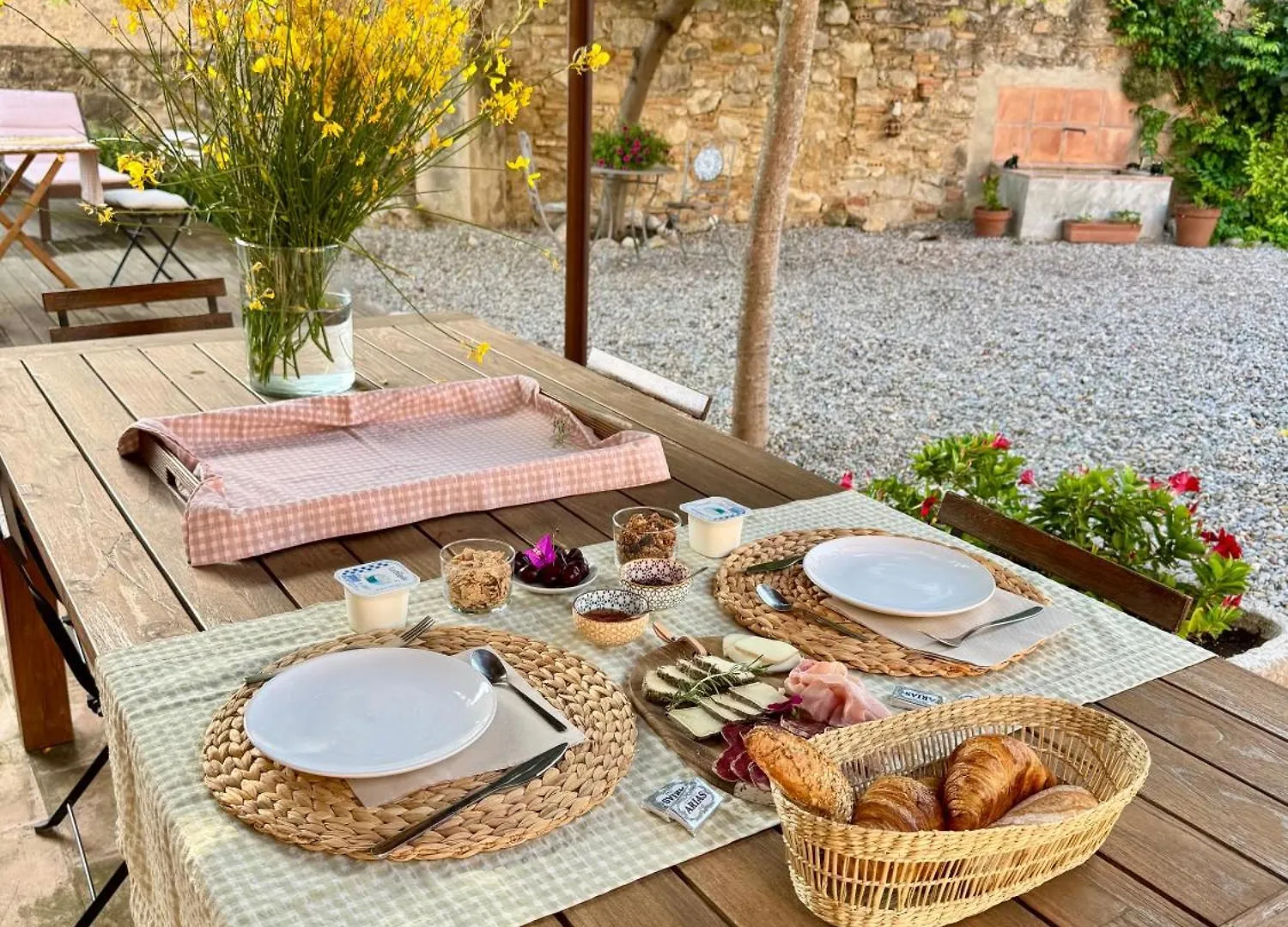 Mas Camins (Adults Only) Bed & Breakfast Avinyonet de Puigventos 0*,