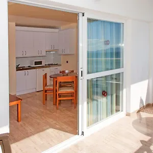 ** Aparthotel Mar Blau Spain