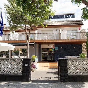 https://hotel-139-castelldefels.top-hotels-tarragona.com