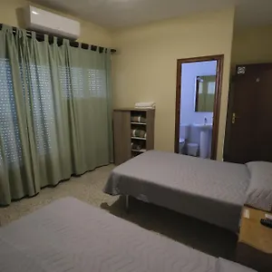 Guest house Pensio Fluvia, Bascara