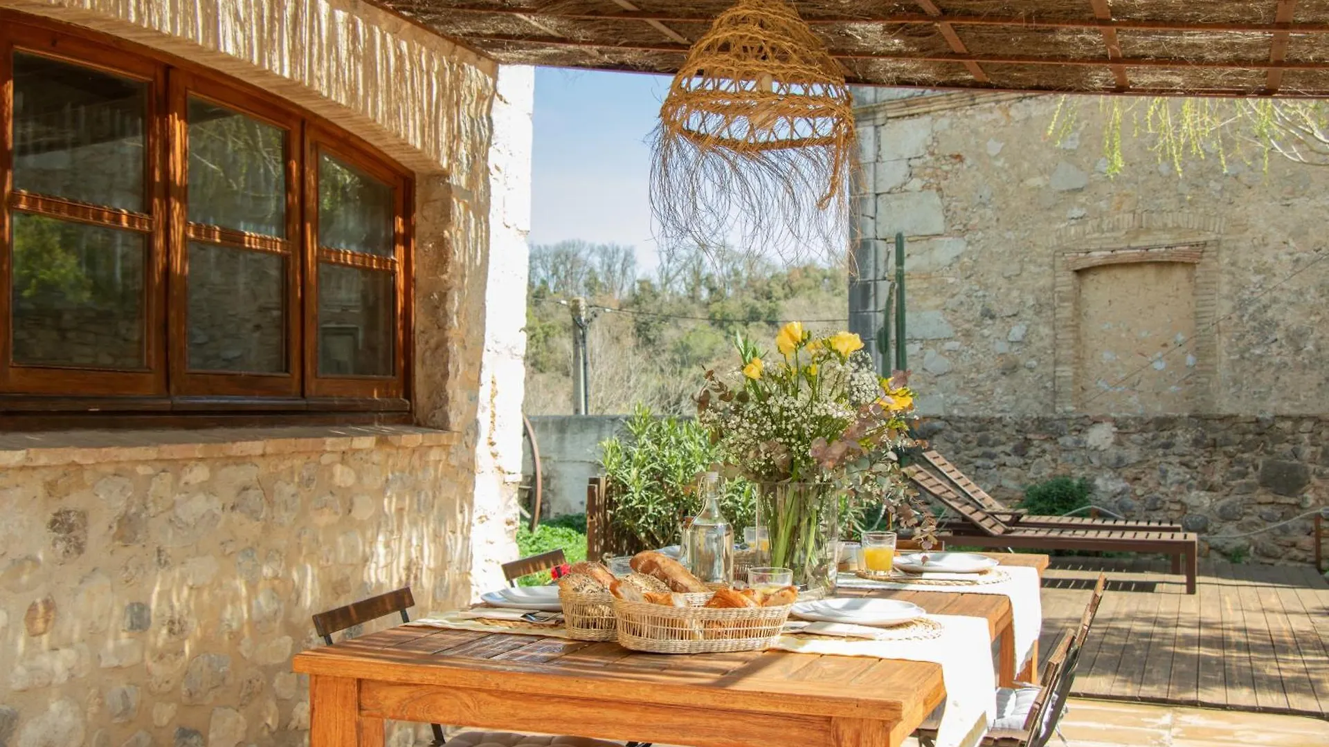 Mas Camins (Adults Only) Bed and Breakfast Avinyonet de Puigventós Spanje