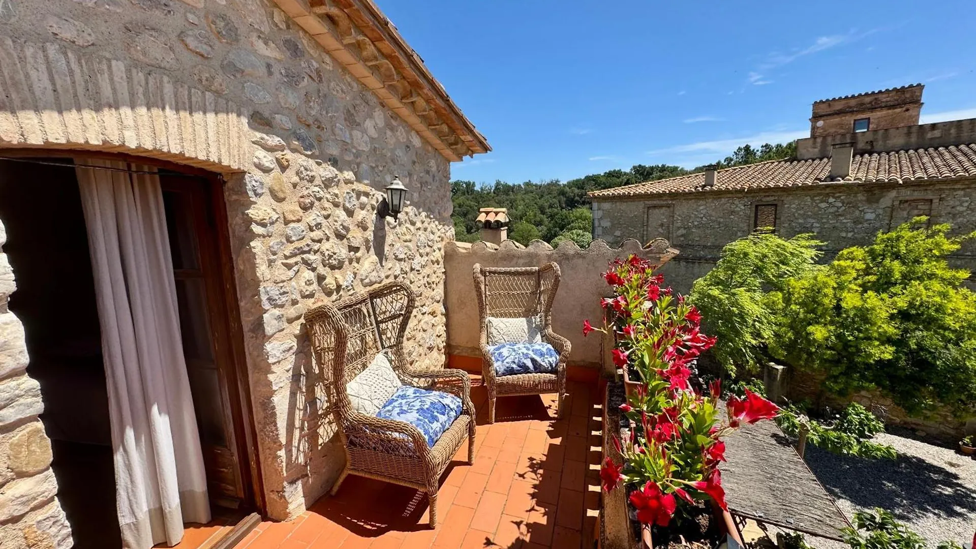 Avinyonet de Puigventós Mas Camins (Adults Only) Bed & Breakfast スペイン