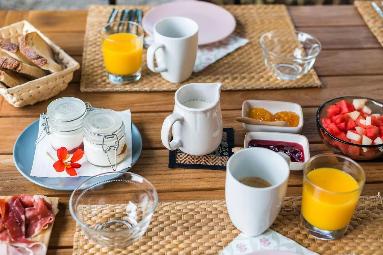 Mas Camins (Adults Only) Bed and Breakfast Avinyonet de Puigventós Bed & Breakfast